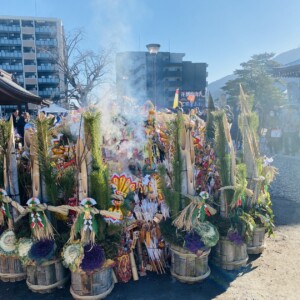 岡田宮,どんど焼き祭