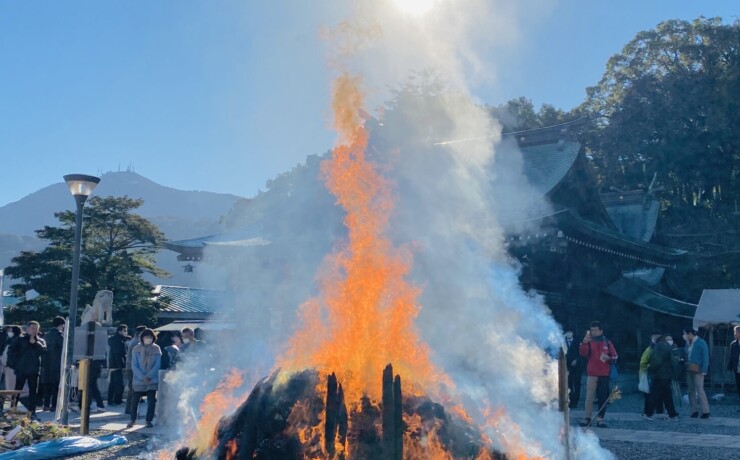 岡田宮,どんど焼き祭